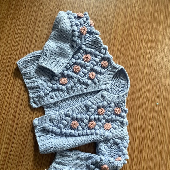 Sample Sweater - Picture 4 of 4